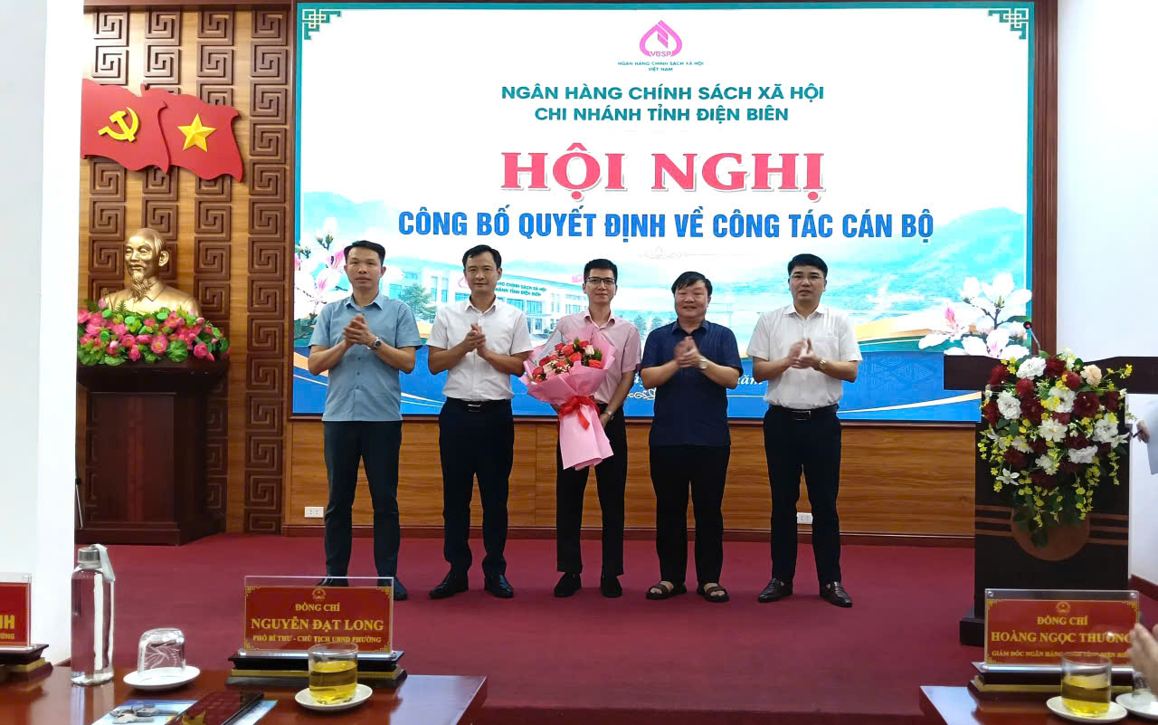 Công bố Quyết định điều động, bổ nhiệm Giám đốc Phòng Giao dịch Ngân hàng Chính sách xã hội Mường Lay