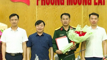 Ban Thường vụ Đảng ủy phường tổ chức Lễ công bố quyết định về công tác cán bộ